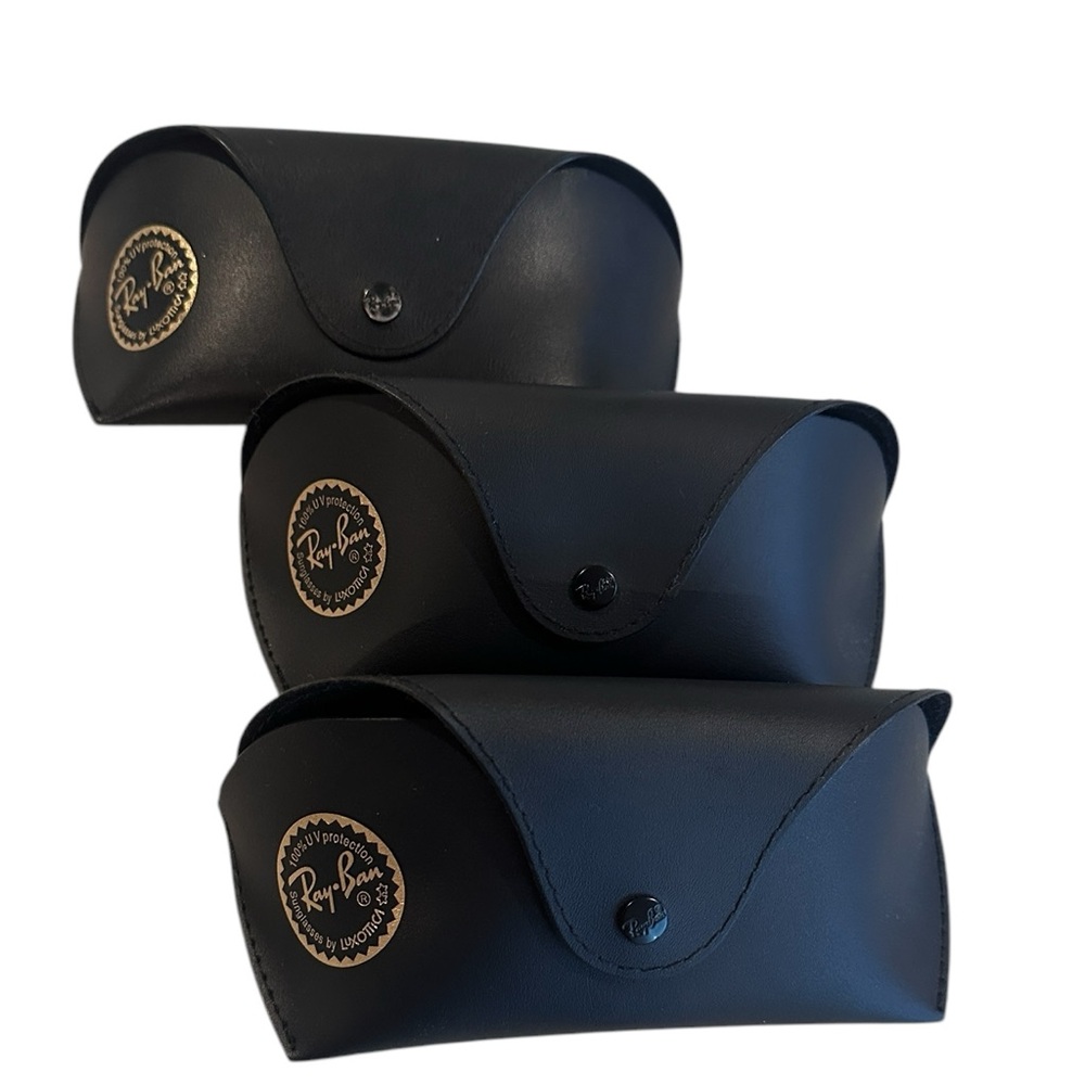 Three (3) Ray-Ban sunglasses cases+lens cleaning cloths
~NO Sunglasses~